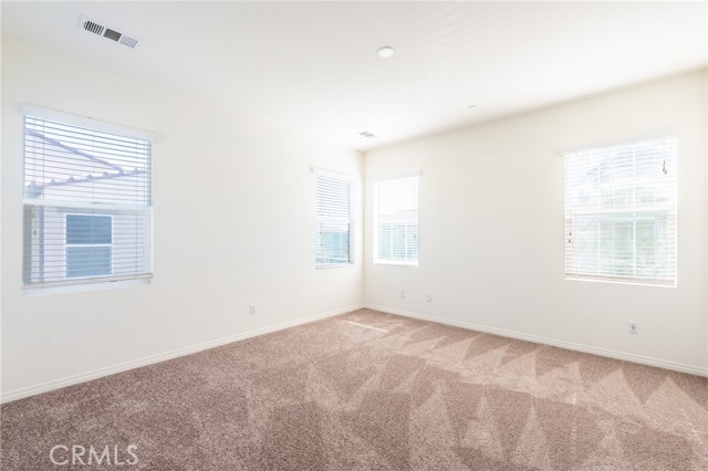 8770 Festival Street, Chino CA: https://media.crmls.org/medias/fb53e4c3-1d9a-4632-baeb-3de42112e6c6.jpg