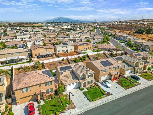 Detail Gallery Image 5 of 39 For 1015 Barberry Ln, Calimesa,  CA 92320 - 4 Beds | 3 Baths