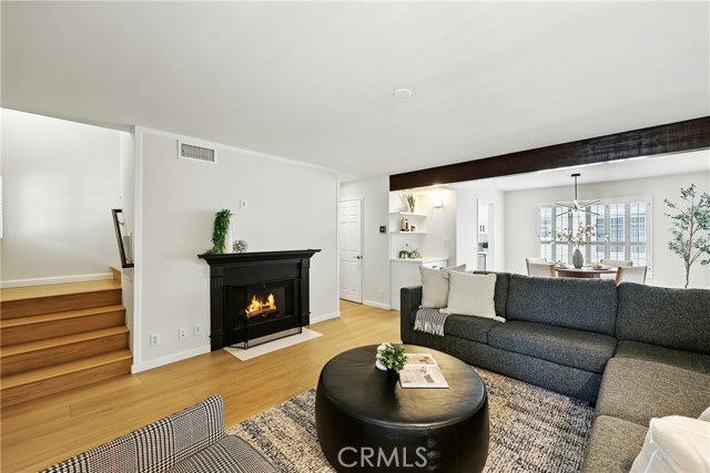 254 N Mar Vista Avenue, Pasadena CA: https://media.crmls.org/medias/fb549e0d-1f57-4439-9da3-2fca2303c689.jpg