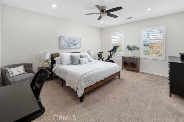 Detail Gallery Image 15 of 34 For 22812 Harvest Mill, Saugus,  CA 91350 - 3 Beds | 3 Baths