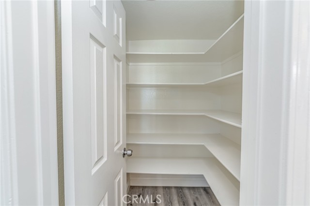 Detail Gallery Image 24 of 38 For 429 Somerset Cir, Corona,  CA 92879 - 4 Beds | 3 Baths