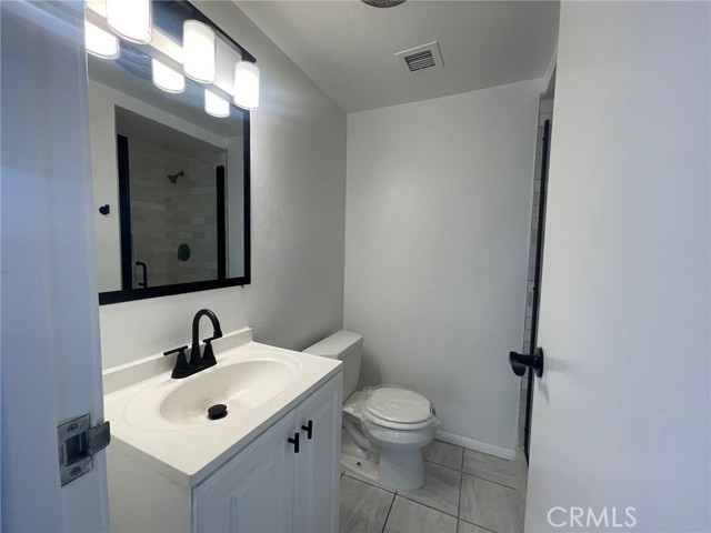 Detail Gallery Image 13 of 14 For 375 Atlantic Ave #304,  Long Beach,  CA 90802 - 2 Beds | 2 Baths