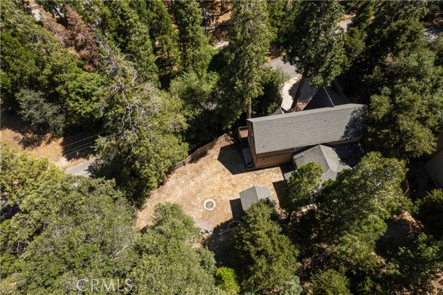 Detail Gallery Image 23 of 27 For 1626 Creek Dr, Lake Arrowhead,  CA 92352 - 3 Beds | 2/1 Baths