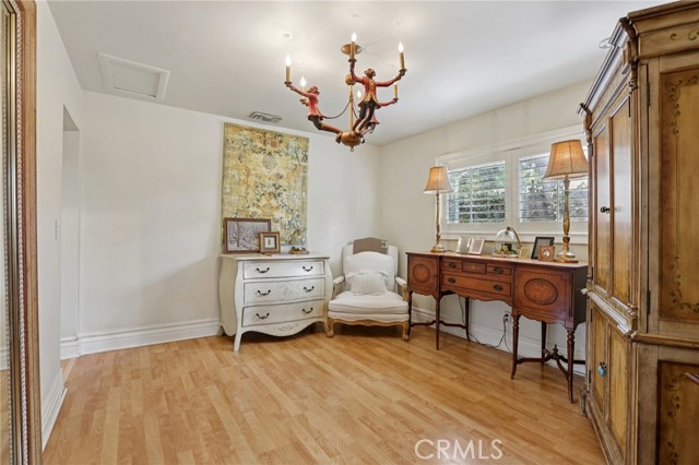 Detail Gallery Image 31 of 54 For 22015 Independencia St, Woodland Hills,  CA 91364 - 3 Beds | 2 Baths