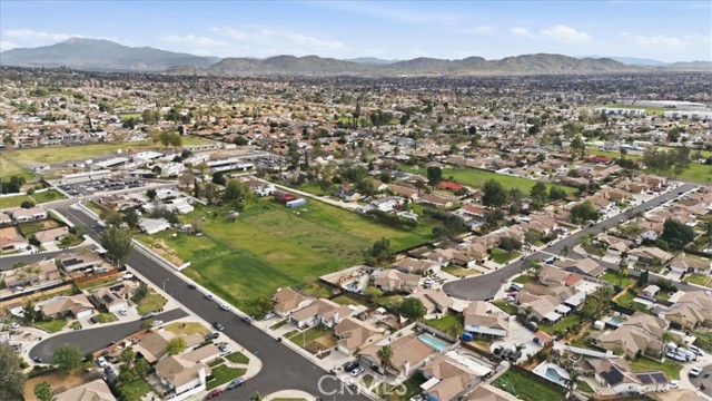 Detail Gallery Image 39 of 42 For 24103 Sandy Glade Ave, Moreno Valley,  CA 92557 - 3 Beds | 2 Baths