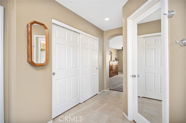6347 Lyndsey Street, Eastvale CA: https://media.crmls.org/medias/fb5686ff-8f44-42ff-893b-97e24ce0fa46.jpg