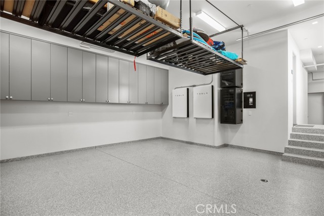 706 W Oceanfront, Newport Beach CA: https://media.crmls.org/medias/fb569655-6355-490a-93a9-dc891147678c.jpg