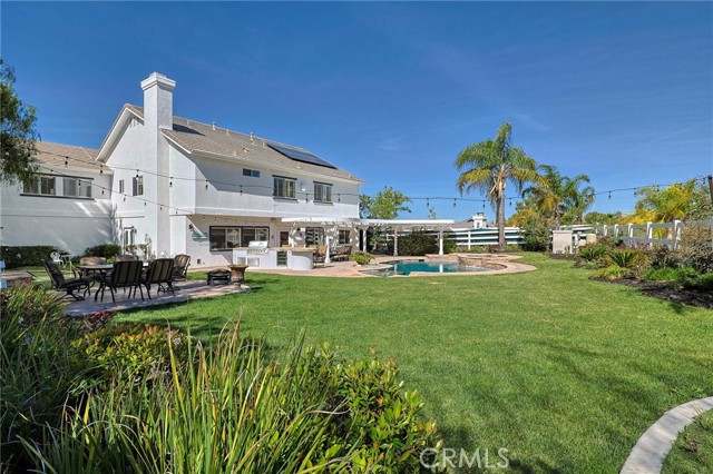 Detail Gallery Image 44 of 69 For 15257 Saddleback, Canyon Country,  CA 91387 - 6 Beds | 4/1 Baths