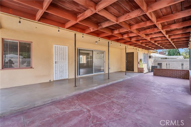 Detail Gallery Image 22 of 29 For 5943 Grand Ave, Riverside,  CA 92504 - 2 Beds | 2 Baths