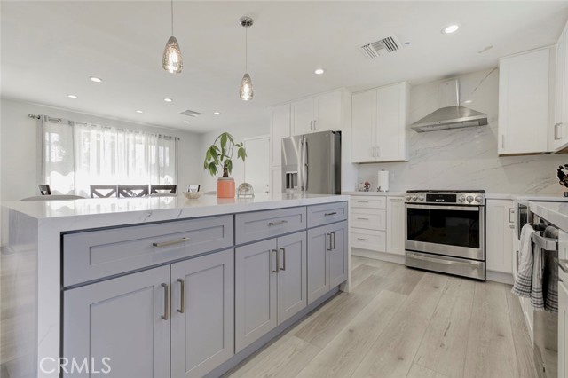 Detail Gallery Image 13 of 36 For 20437 Septo St, Chatsworth,  CA 91311 - 3 Beds | 2 Baths