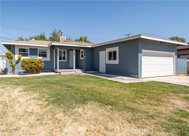 Detail Gallery Image 1 of 43 For 45516 Lostwood Ave, Lancaster,  CA 93534 - 3 Beds | 2 Baths
