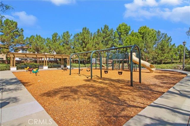 141 Dolores, Irvine CA: https://media.crmls.org/medias/fb598a58-86e5-4049-816b-bdb3a0c91f7a.jpg
