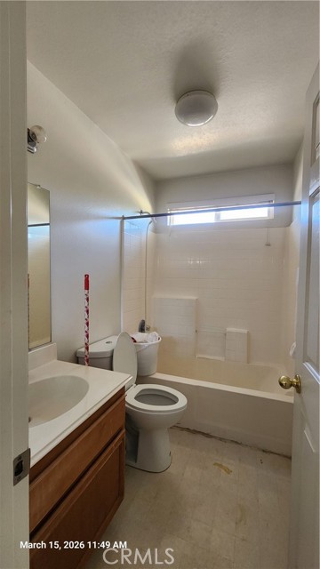 Detail Gallery Image 9 of 18 For 24852 Picnic Ln, Wildomar,  CA 92595 - 5 Beds | 4 Baths