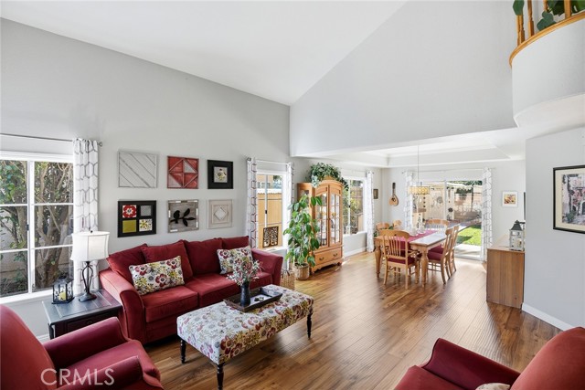 Detail Gallery Image 5 of 42 For 15546 Mallory Ct, Moorpark,  CA 93021 - 4 Beds | 3 Baths