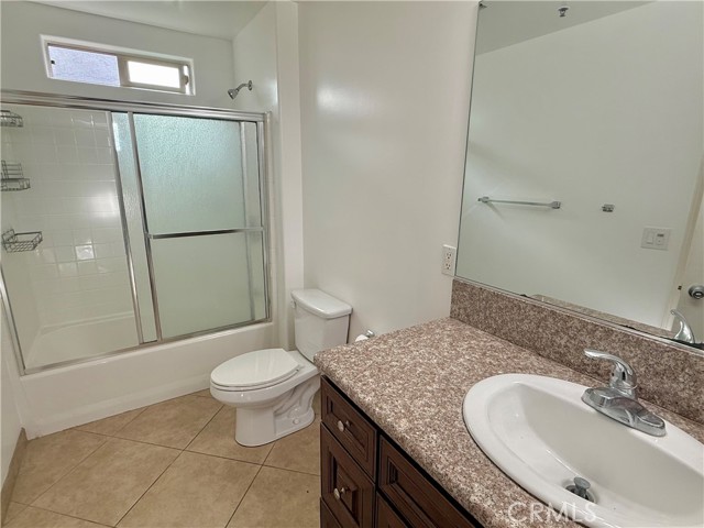 Detail Gallery Image 25 of 30 For 6917 Woodman Ave #7,  Van Nuys,  CA 91405 - 2 Beds | 1 Baths