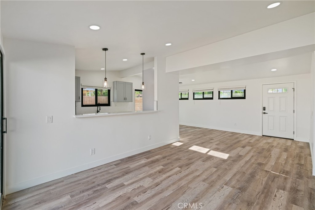 MLS #DW25261926 image #27