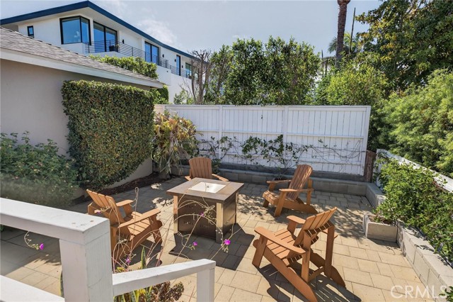 Detail Gallery Image 27 of 32 For 914 Duncan, Manhattan Beach,  CA 90266 - 3 Beds | 2 Baths