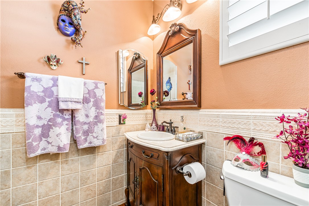 Downstair bathroom with shower