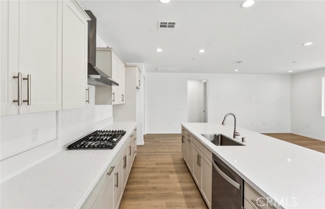 25281 Violane Drive, Menifee CA: https://media.crmls.org/medias/fb5b6893-29d3-4217-90ce-1d9bf1e7b11c.jpg