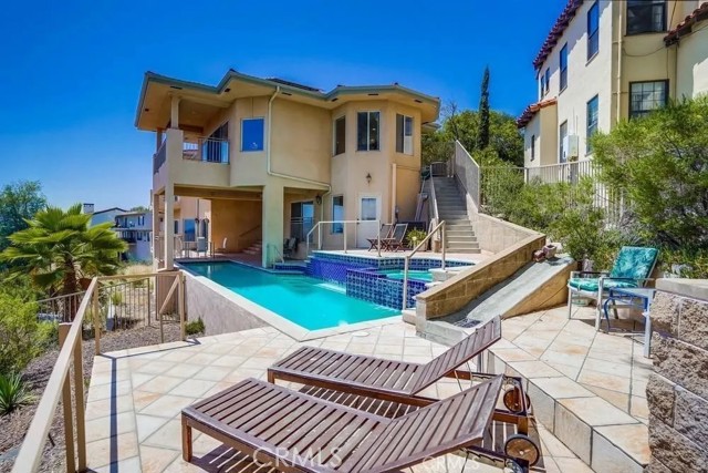 Detail Gallery Image 3 of 43 For 876 Harrington, Glendale,  CA 91207 - 4 Beds | 4 Baths