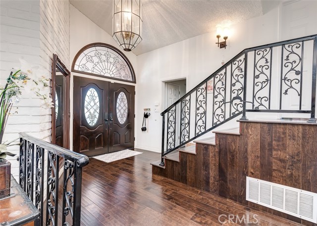 Detail Gallery Image 14 of 43 For 2960 Terraza Pl, Fullerton,  CA 92835 - 4 Beds | 4 Baths