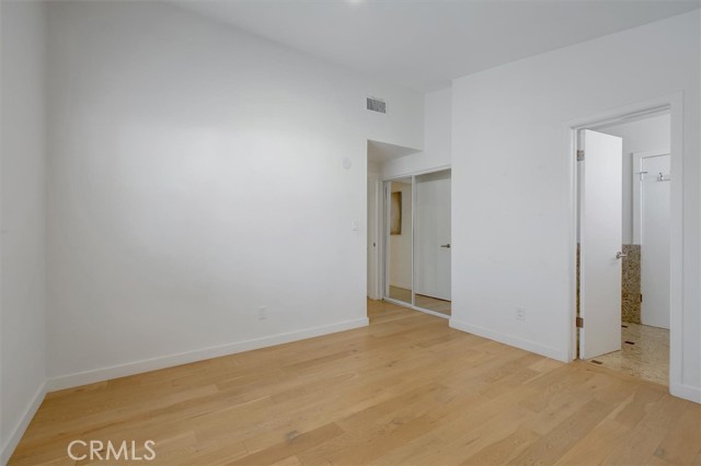 Detail Gallery Image 45 of 66 For 24216 Calvert St, Woodland Hills,  CA 91367 - 5 Beds | 3/1 Baths