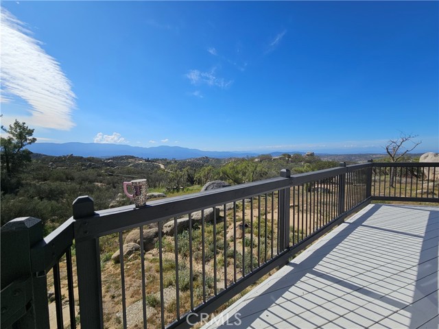 Detail Gallery Image 3 of 75 For 48775 Lake Canyon, Aguanga,  CA 92536 - 3 Beds | 2 Baths