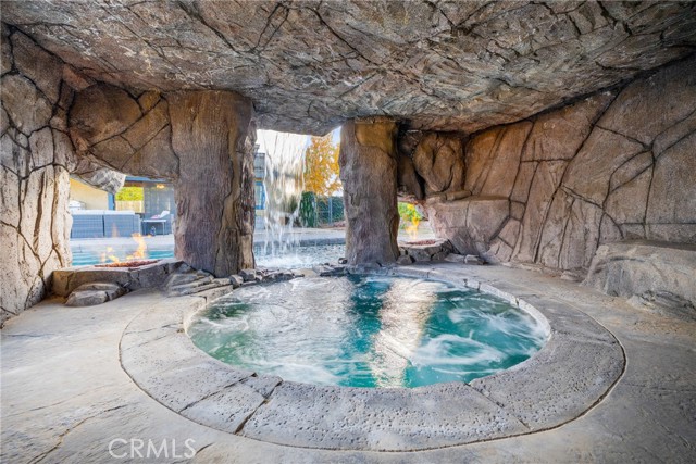 Detail Gallery Image 5 of 39 For 15712 Cashew, Hesperia,  CA 92345 - 3 Beds | 2 Baths