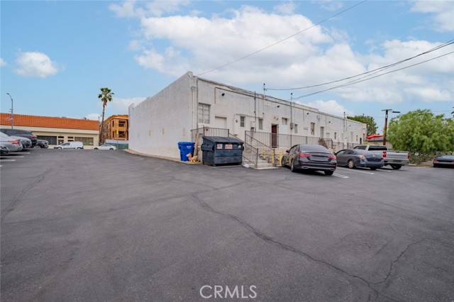 2950 Honolulu Avenue, La Crescenta CA: https://media.crmls.org/medias/fb5e3e30-e60f-49dd-a862-cc233139d6a1.jpg
