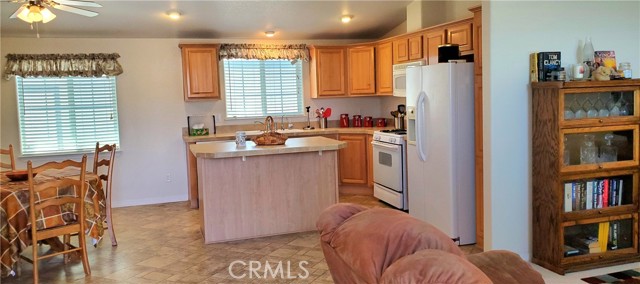 Detail Gallery Image 8 of 45 For 21621 Sandia Rd #167,  Apple Valley,  CA 92308 - 3 Beds | 2 Baths