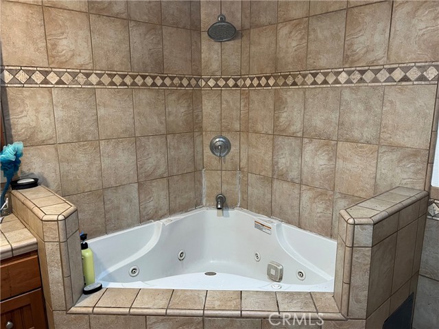 MLS #WS25260564 image #15