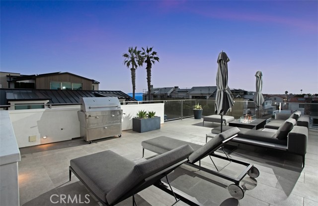1703 E Ocean Boulevard, Newport Beach CA: https://media.crmls.org/medias/fb5ecd05-ed7c-441b-b158-e442b263e7f6.jpg
