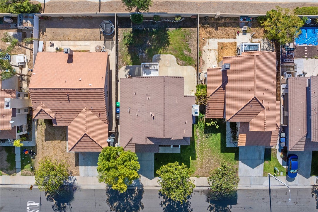 Detail Gallery Image 4 of 45 For 1093 Autumnwood Ln, Perris,  CA 92571 - 4 Beds | 2/1 Baths