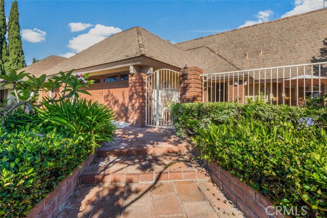 15232 Lille Circle, Irvine CA: https://media.crmls.org/medias/fb6020b2-48a9-433a-bae2-15f97499546e.jpg