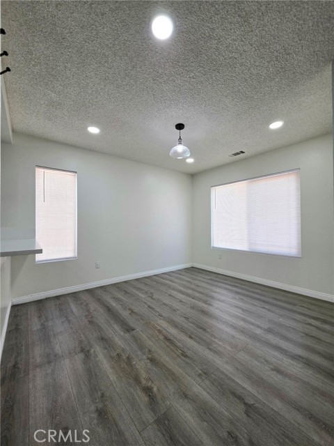 Detail Gallery Image 9 of 24 For 13568 Live Oak St, Hesperia,  CA 92345 - 3 Beds | 2 Baths