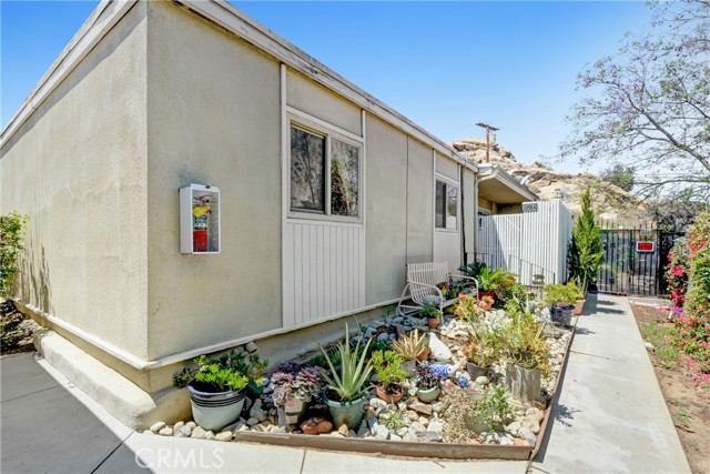 Detail Gallery Image 8 of 9 For 3098 Panorama Rd a,  Riverside,  CA 92506 - 2 Beds | 2 Baths