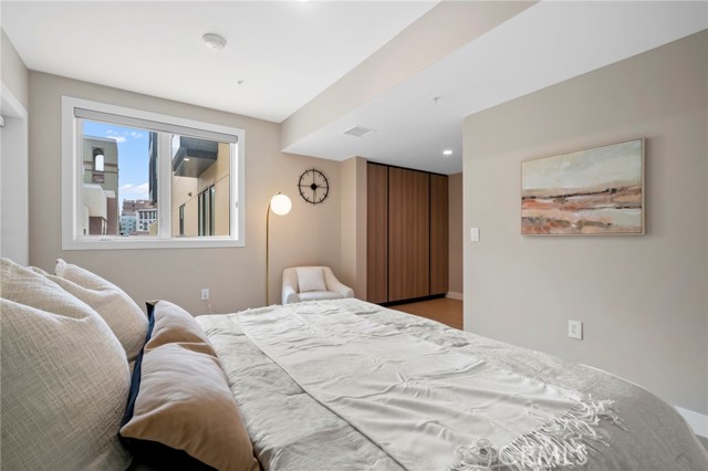 Detail Gallery Image 24 of 39 For 39 S Los Robles #3019,  Pasadena,  CA 91101 - 2 Beds | 2 Baths
