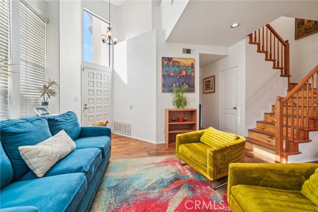 Detail Gallery Image 8 of 46 For 1591 San Fernando Dr, Corona,  CA 92882 - 3 Beds | 2/1 Baths