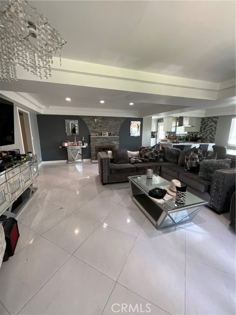2609 Central Avenue, El Monte CA: https://media.crmls.org/medias/fb63b46e-73ee-4e36-9797-c429e86f7264.jpg
