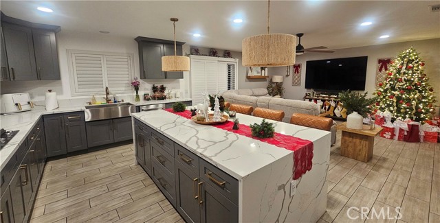 Image 12 of 61 For 7556 Frazer  