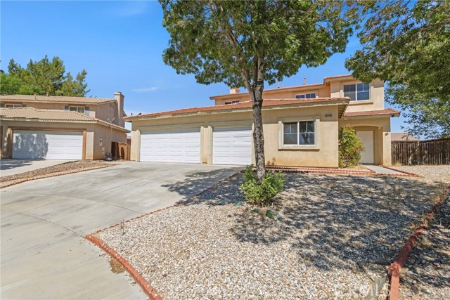 15240 Sapphire Court, Victorville CA: https://media.crmls.org/medias/fb647438-11f1-4696-bef7-1646fef8574f.jpg