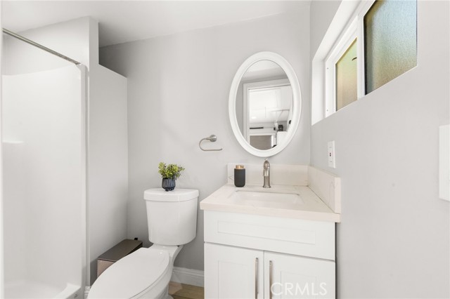 6019 Greentop Street, Lakewood CA: https://media.crmls.org/medias/fb649754-3ebd-4c23-a79f-5bb010954a4d.jpg