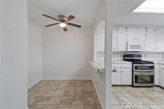 18691 Varden Drive, Madera CA: https://media.crmls.org/medias/fb66ed8b-90a6-4194-b505-a660c1b42534.jpg
