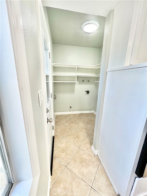Detail Gallery Image 11 of 37 For 1545 E Stafford St, Santa Ana,  CA 92701 - 4 Beds | 2 Baths