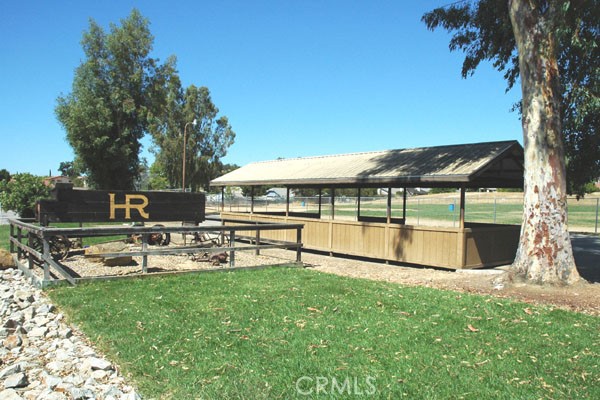 5042 Meadow Lark Lane
