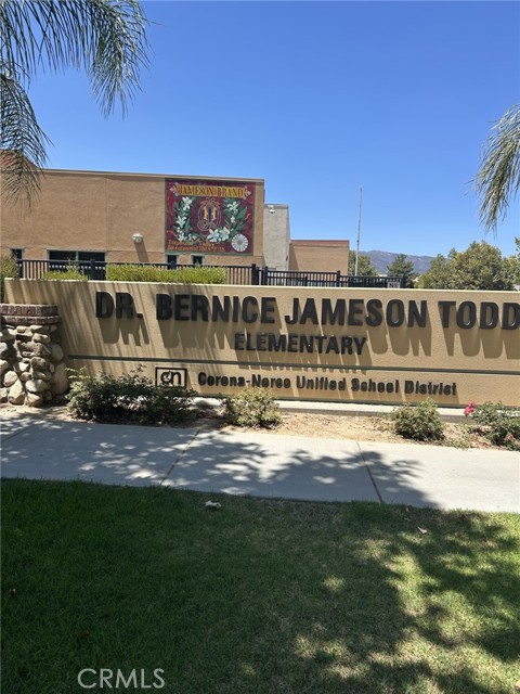 25198 Forest Street, Corona CA: https://media.crmls.org/medias/fb691057-f309-4022-8539-6c530d74a927.jpg