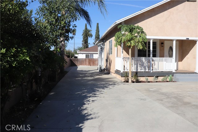 Detail Gallery Image 2 of 21 For 1971 7th, Riverside,  CA 92507 - – Beds | – Baths