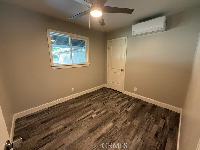 https://media.crmls.org/medias/fb69a230-7972-486f-8587-d93e5d203f15.jpg?preset=X-Large