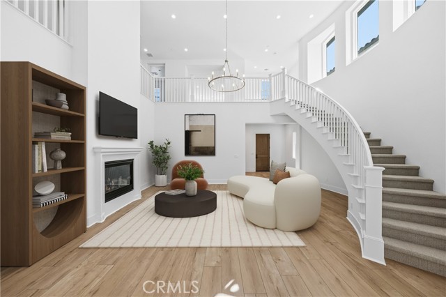 Detail Gallery Image 2 of 63 For 5817 Sunrise Ridge Ln, Lake Forest,  CA 92679 - 4 Beds | 3/1 Baths