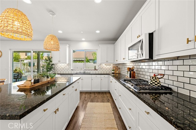 Detail Gallery Image 25 of 70 For 39120 Hidden Creek Ln, Temecula,  CA 92591 - 5 Beds | 3/1 Baths